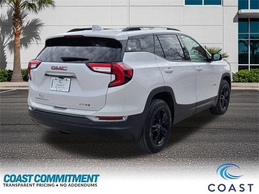 2022 GMC Terrain AWD AT4