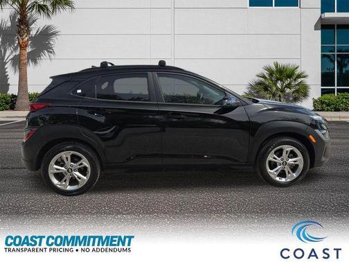 Ultra Black 2022 Hyundai KONA SEL