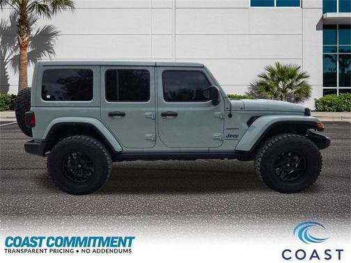 2023 Jeep Wrangler 4-Door Sahara 4x4