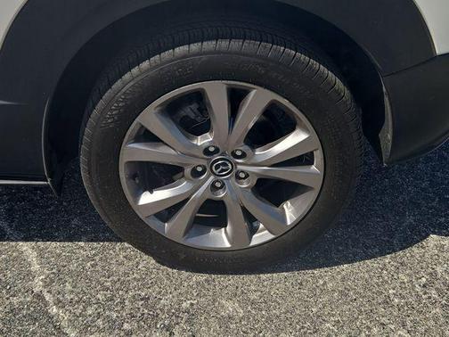 Snowflake White Pearl Mica 2022 Mazda CX-30 2.5 S Preferred Package