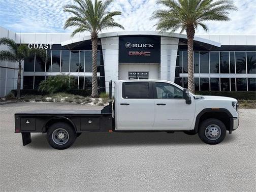 2025 GMC Sierra 3500 Base