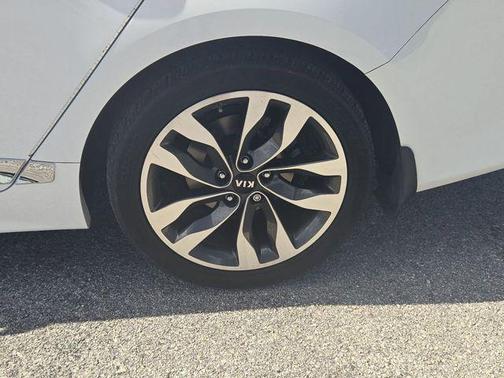 Snow White Pearl 2015 Kia Optima SX