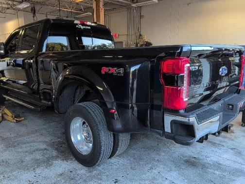 2023 Ford F-350 Lariat