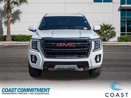 2024 GMC Yukon 4WD AT4
