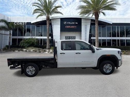 2025 GMC Sierra 2500 SLE