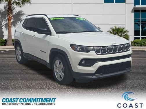 Bright White Clearcoat 2022 Jeep Compass Latitude