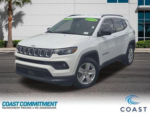 Bright White Clearcoat 2022 Jeep Compass Latitude