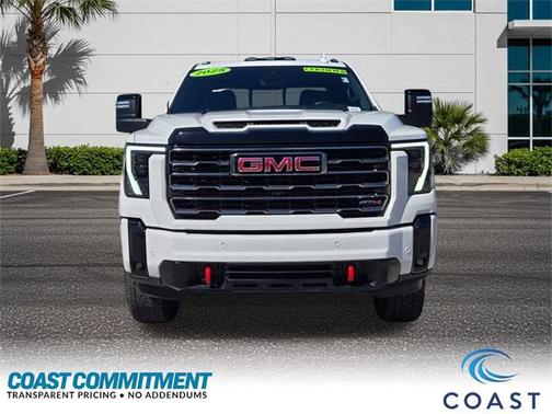 2025 GMC Sierra 2500 AT4