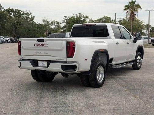 2025 GMC Sierra 3500 Denali