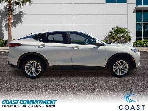 Summit White 2024 Buick Envista Preferred FWD