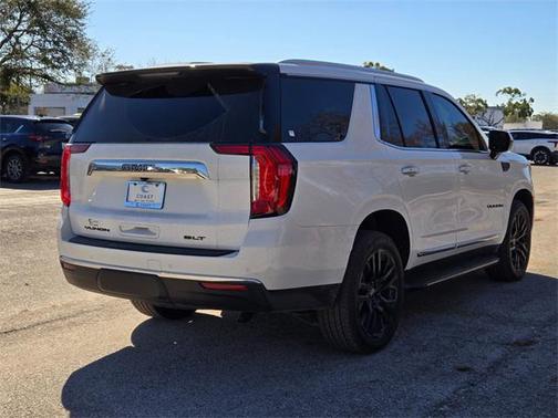 2023 GMC Yukon SLT