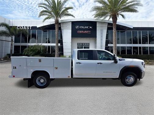 2026 GMC Sierra 3500 Base