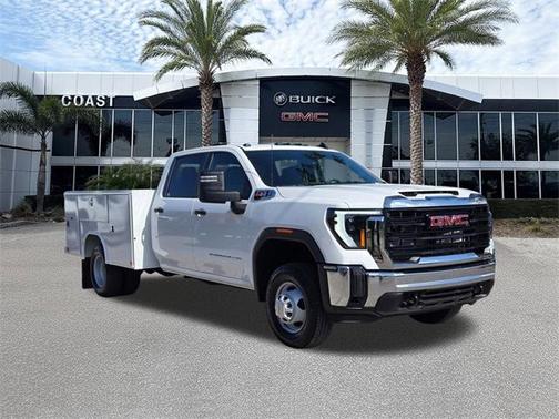 2026 GMC Sierra 3500 Base