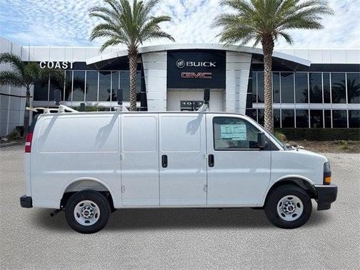 2025 GMC Savana 2500 Work Van