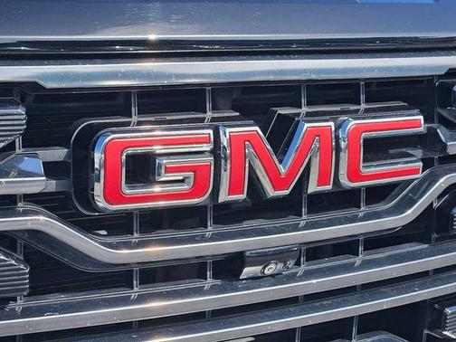 Desert Sand Metallic 2022 GMC Sierra 1500 AT4