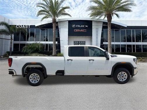 2025 GMC Sierra 2500 Base
