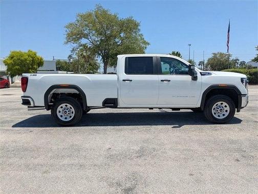 2025 GMC Sierra 2500 Base