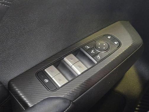 White Diamond 2024 Mitsubishi Outlander SEL Black Edition