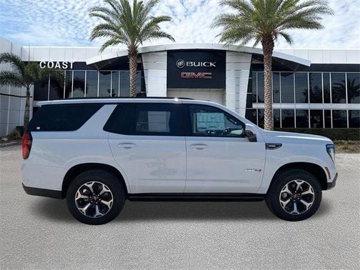 2025 GMC Yukon 4WD AT4