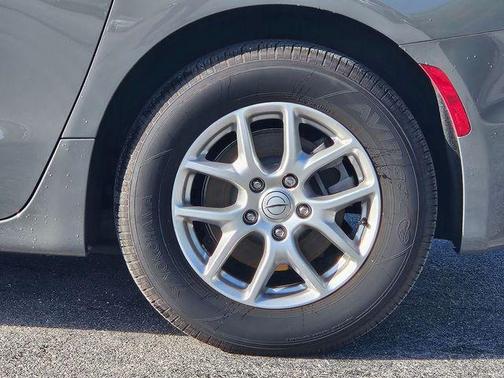 Ceramic Gray Clearcoat 2025 Chrysler Pacifica L