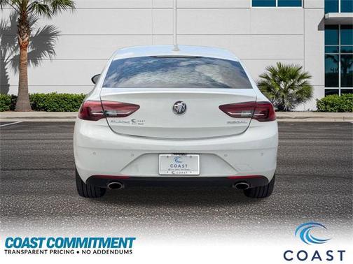2018 Buick Regal Sportback Essence