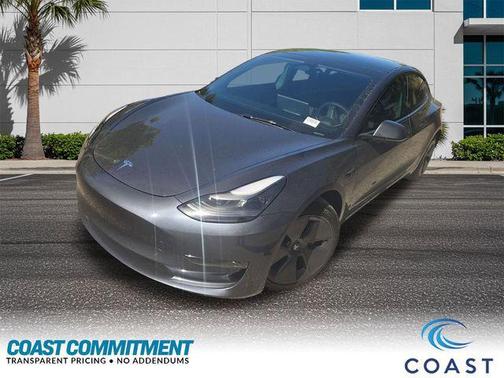 Midnight Silver Metallic 2023 Tesla Model 3 Standard Range