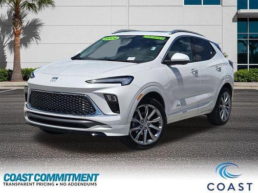 White Frost Tricoat 2024 Buick Encore GX Avenir
