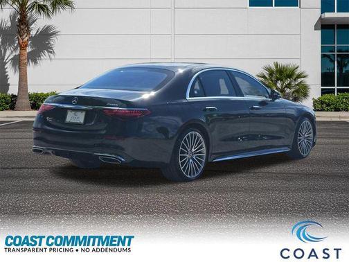 Graphite Grey Metallic 2022 Mercedes-Benz S-Class 4MATIC