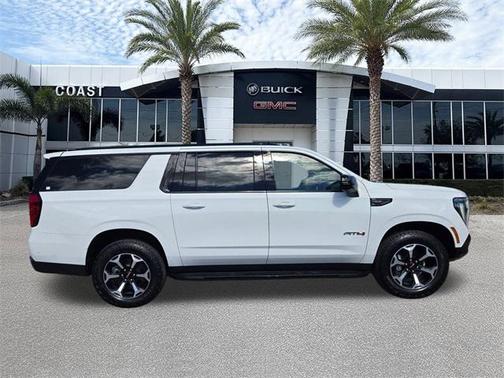2026 GMC Yukon XL 4WD AT4