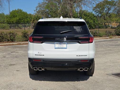 2026 GMC Acadia Elevation FWD