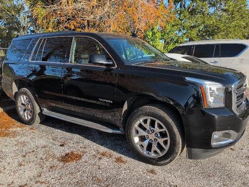 2017 GMC Yukon SLT