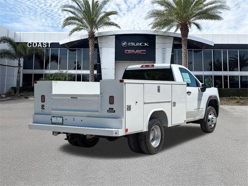 2025 GMC Sierra 3500 Base