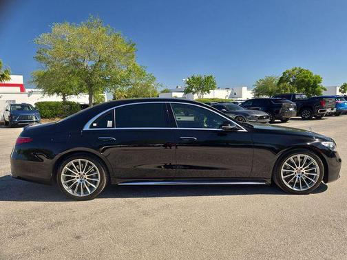 2022 Mercedes-Benz S-Class 4MATIC