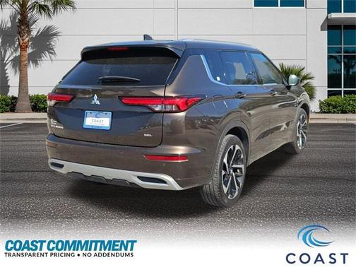 2023 Mitsubishi Outlander SEL 2.5 2WD