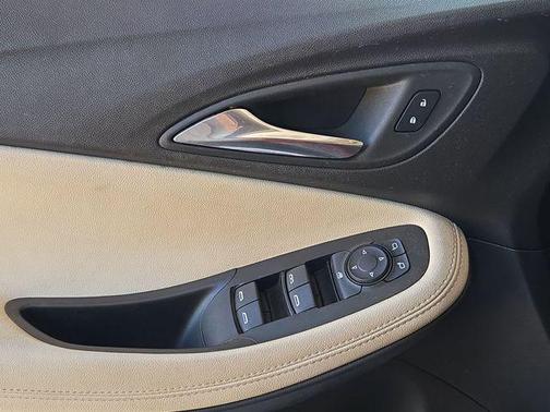 Summit White 2023 Buick Encore GX Select