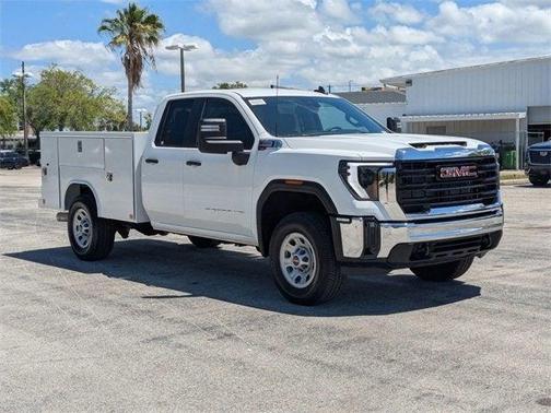 2025 GMC Sierra 3500 Base