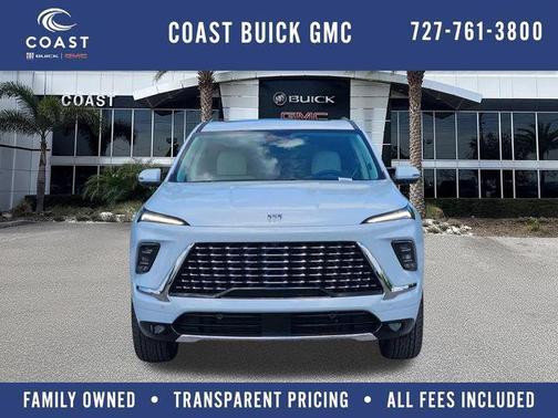 Iridescent White Tricoat 2026 Buick Enclave Avenir FWD