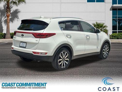 Snow White Pearl 2019 Kia Sportage EX