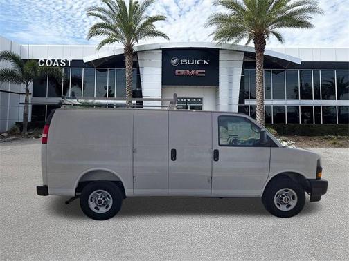 2025 GMC Savana 2500 Work Van