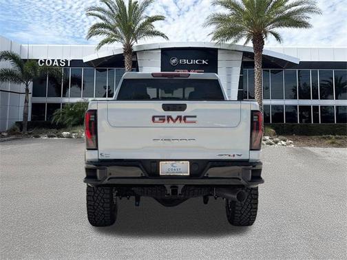 2025 GMC Sierra 2500 AT4