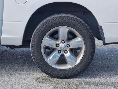 Bright White Clearcoat 2016 RAM 1500 Big Horn