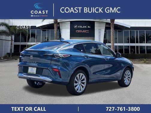 Ocean Blue Metallic 2026 Buick Envista Avenir FWD