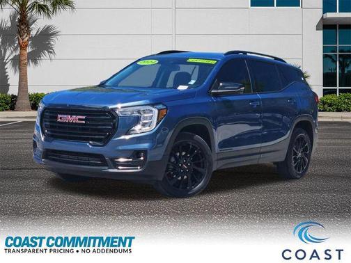 Downpour Metallic 2024 GMC Terrain SLT