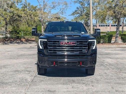 2025 GMC Sierra 2500 AT4