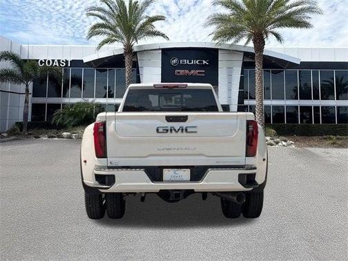 2025 GMC Sierra 3500 Denali