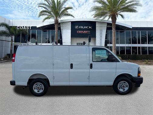 2025 GMC Savana 2500 Work Van