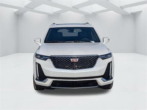 2025 Cadillac XT6 Luxury FWD