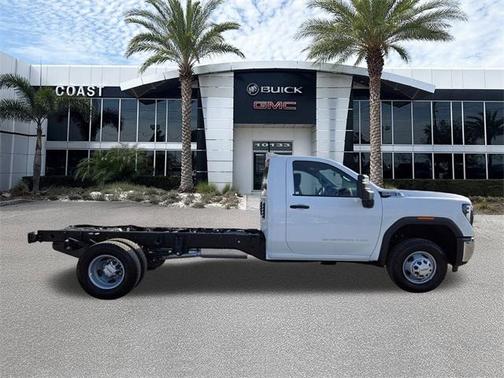 2026 GMC Sierra 3500 Base