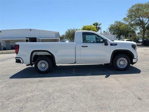 2025 GMC Sierra 1500 Pro