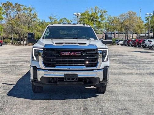 2025 GMC Sierra 3500 Base
